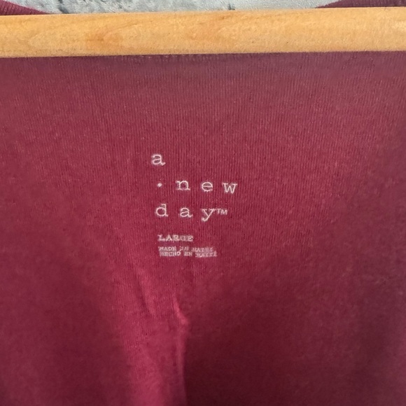 A new day long and lean tank top (cranberry, large) - Picture 2 of 3